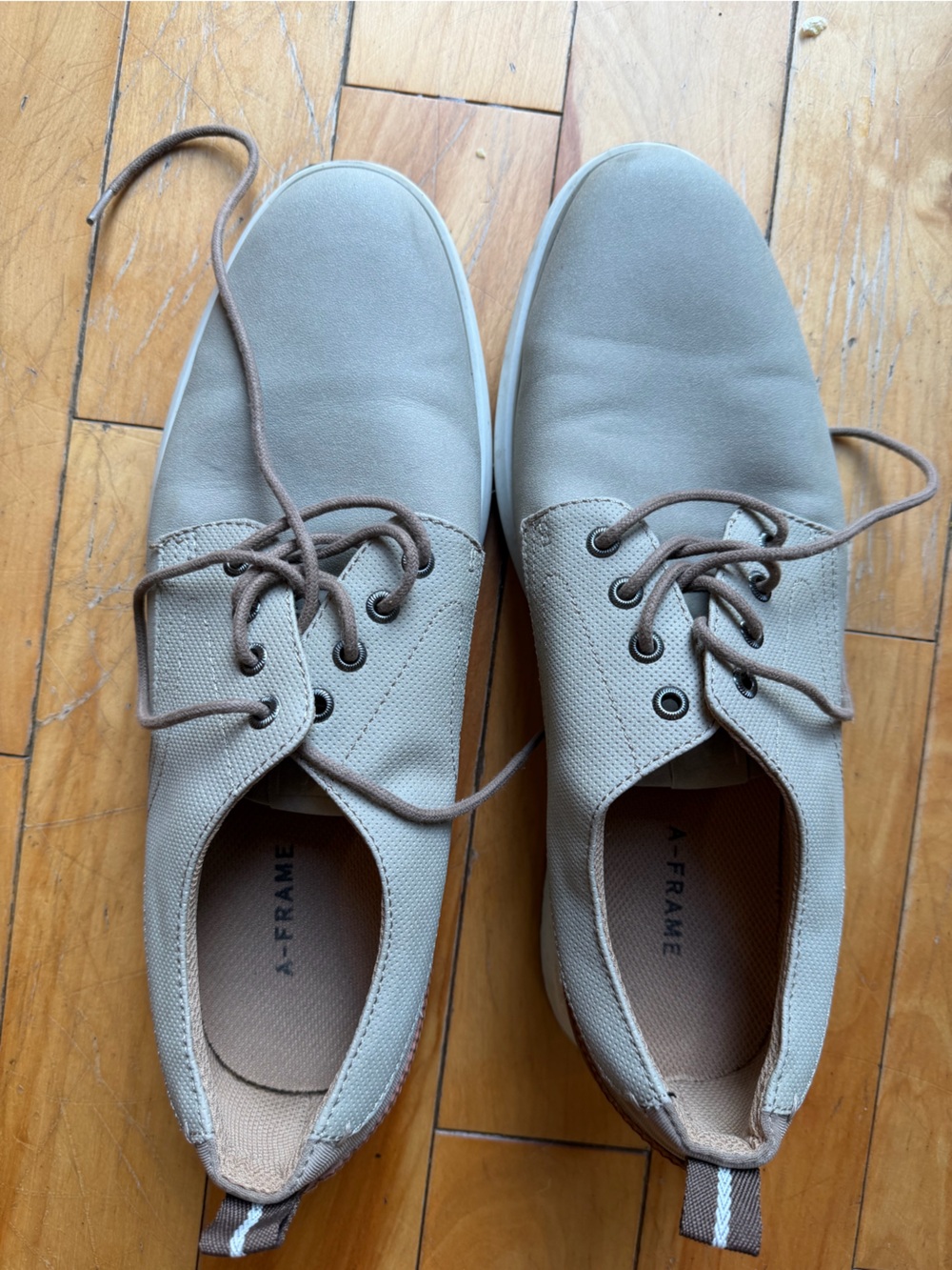 A-Frame Men's Casual Lace-Up Sneakers in Light Taupe